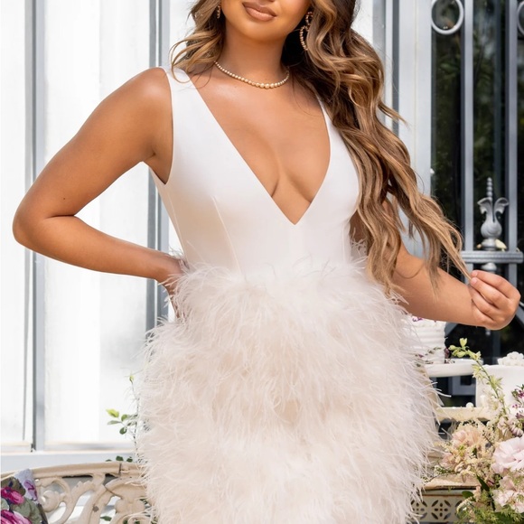 Club L London Dresses & Skirts - Club L London White Feathered Dress